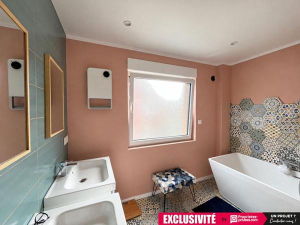 Semi Individuelle - 5 chambres - cave - jardin - garage -130 m2