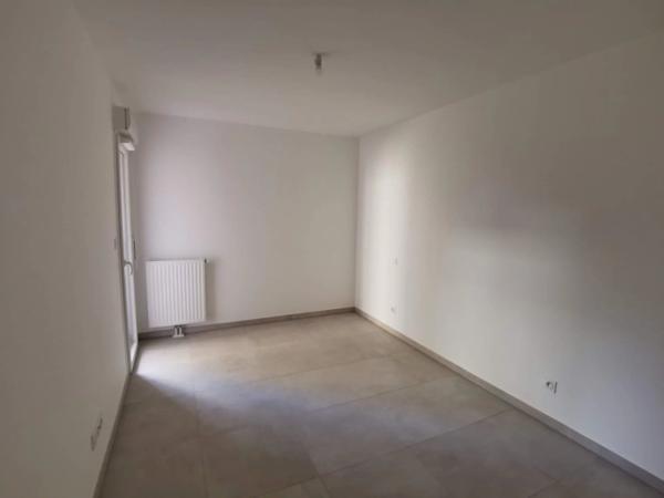 Location Appartement 3 pièces 65 m2 à Ajaccio