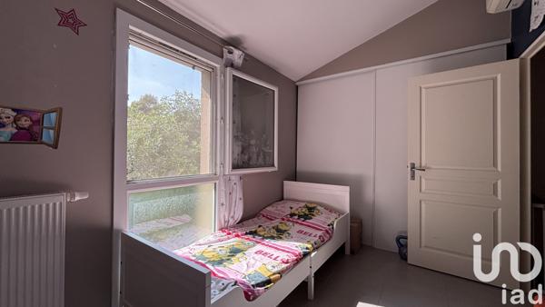 House for sale 3 rooms 53 m² Marseille 11