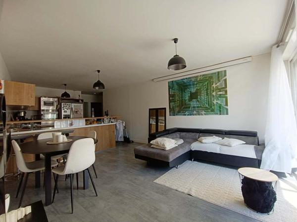 Appartement Istres 3 pièce(s) 65 m2 TERRASSE ET GARAGE