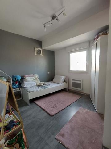 Appartement Istres 3 pièce(s) 65 m2 TERRASSE ET GARAGE