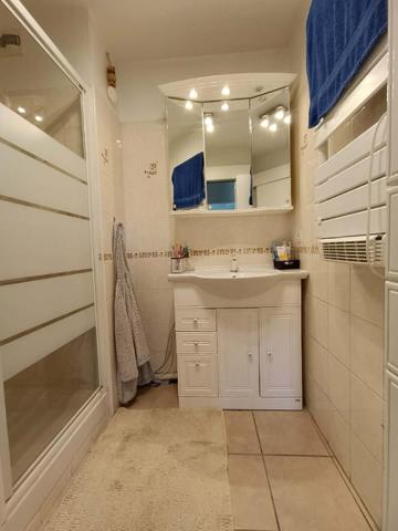 Appartement Istres 3 pièce(s) 65 m2 TERRASSE ET GARAGE