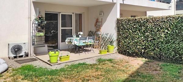 Sur les hauteurs de Vidauban, dans un secteur prisé, découvrez un véritable cocon avec Terrasse et jardin de 50 m², sans vis-à-vis.