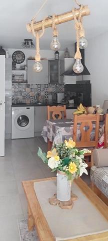 Sur les hauteurs de Vidauban, dans un secteur prisé, découvrez un véritable cocon avec Terrasse et jardin de 50 m², sans vis-à-vis.