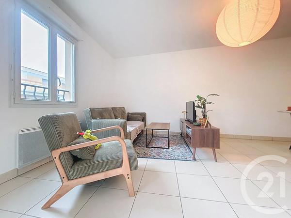Appartement Local à vendre  2 pièces - 46,25 m 2   DRAGUIGNAN  - 83