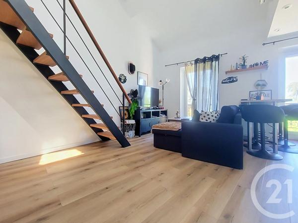 Appartement Local à vendre  2 pièces - 46,25 m 2   DRAGUIGNAN  - 83