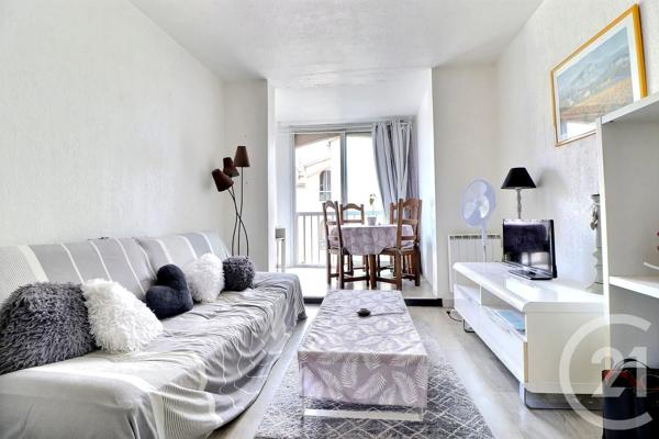 Appartement Local à vendre  2 pièces - 46,25 m 2   DRAGUIGNAN  - 83