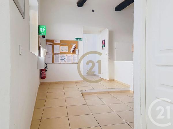 Appartement Local à vendre  2 pièces - 46,25 m 2   DRAGUIGNAN  - 83