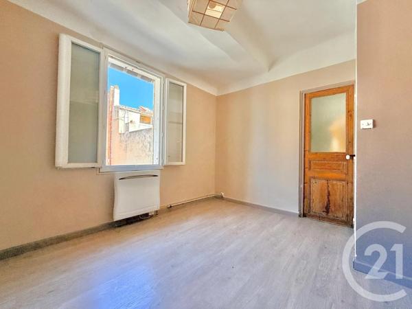 Appartement F2 à vendre  2 pièces - 45 m 2   MARSEILLE  - 13006