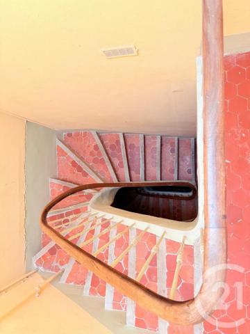 Appartement F2 à vendre  2 pièces - 45 m 2   MARSEILLE  - 13006