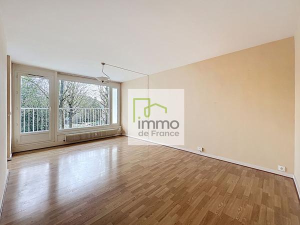 Appartement Lille T3 lumineux avec balcon et garage - secteur Cormontaigne