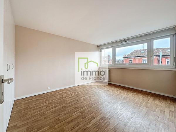 Appartement Lille T3 lumineux avec balcon et garage - secteur Cormontaigne