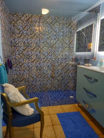 Maison à GUERLESQUIN, 29650 - 7 pièces 204m²