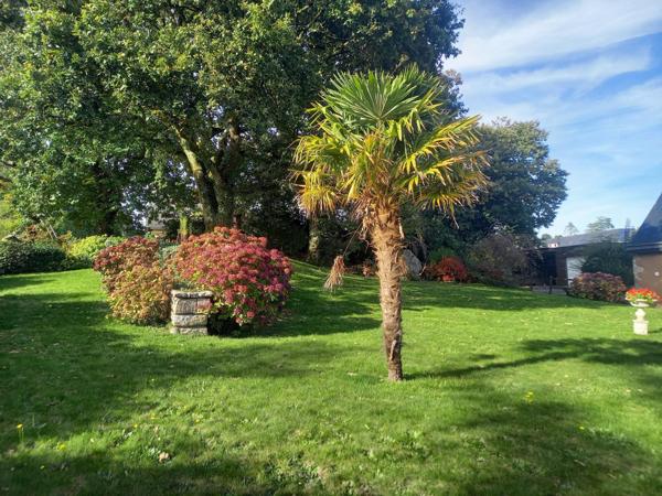 Maison à GUERLESQUIN, 29650 - 7 pièces 204m²