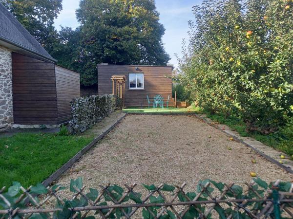 Maison à GUERLESQUIN, 29650 - 7 pièces 204m²