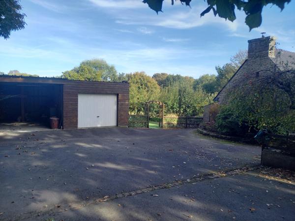 Maison à GUERLESQUIN, 29650 - 7 pièces 204m²