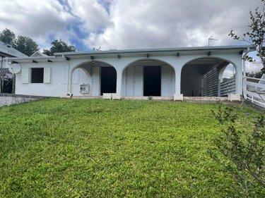 Maison individuelle à vendre à La-Montagne à la Réunion (97417), ref : 97405-1047377