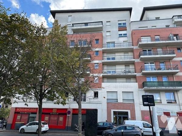 'Investissement locatif / appartement loué'  Résidence de 2007, secteur agora/gare, appartement T3 d