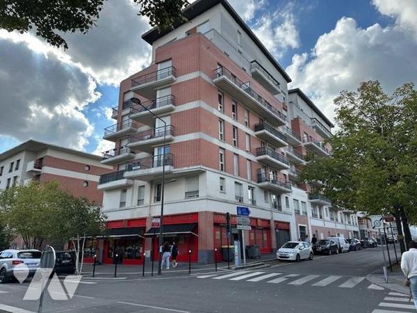 'Investissement locatif / appartement loué'  Résidence de 2007, secteur agora/gare, appartement T3 d