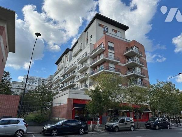 'Investissement locatif / appartement loué'  Résidence de 2007, secteur agora/gare, appartement T3 d