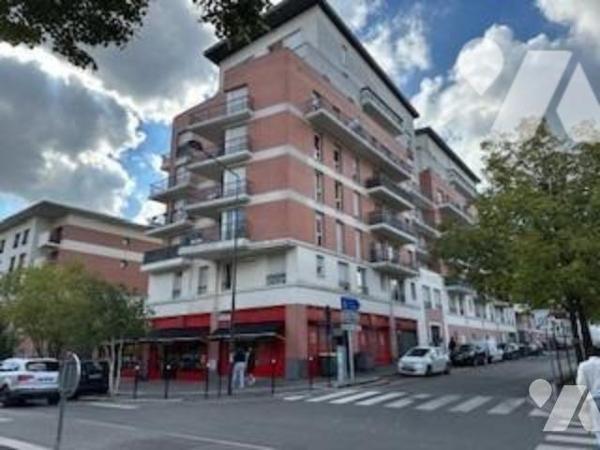 'Investissement locatif / appartement loué'  Résidence de 2007, secteur agora/gare, appartement T3 d