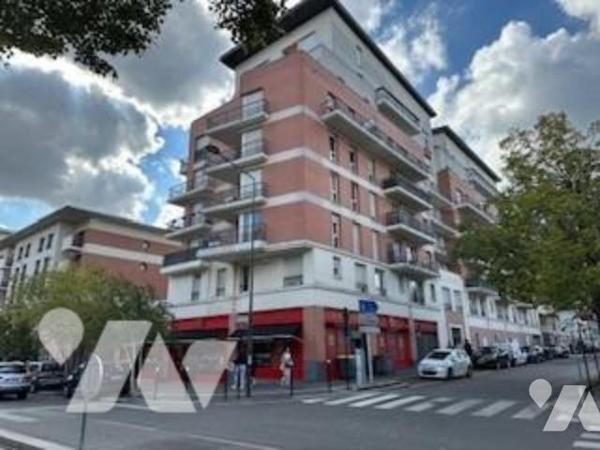 'Investissement locatif / appartement loué'  Résidence de 2007, secteur agora/gare, appartement T3 d