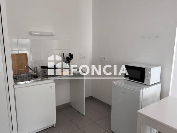 Location Studio meublé 30.57 m² - 57 BOULEVARD PIERRE DE COUBERTIN Nantes 44100