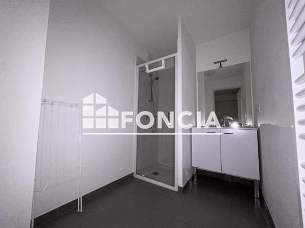 Location Studio meublé 30.57 m² - 57 BOULEVARD PIERRE DE COUBERTIN Nantes 44100