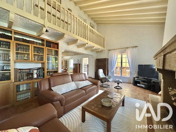 Maison à vendre 10 pièces 400 m² Elne
