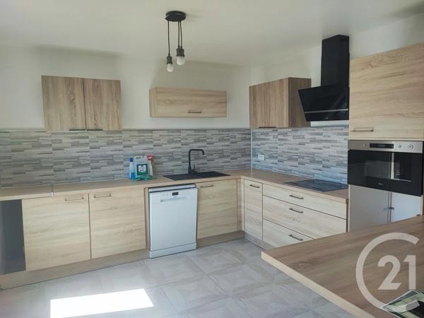 Maison à vendre  5 pièces - 156,73 m 2   PUICHERIC  - 11