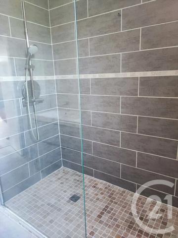 Maison à vendre  5 pièces - 156,73 m 2   PUICHERIC  - 11