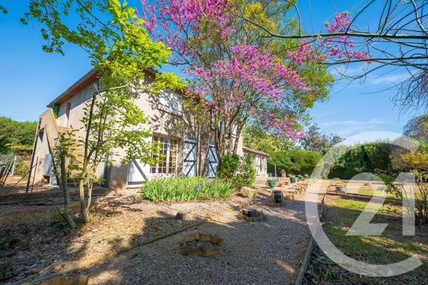 Maison à vendre  5 pièces - 156,73 m 2   PUICHERIC  - 11
