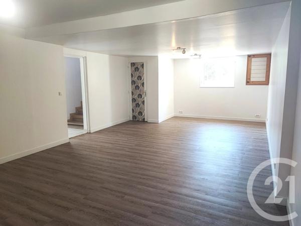Maison à vendre  5 pièces - 156,73 m 2   PUICHERIC  - 11