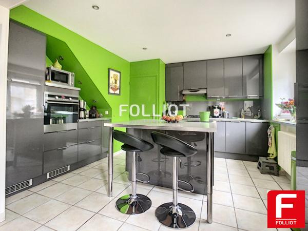 Maison Coutances 6 pièce(s) 115 m2 A VENDRE 50200 CENTRE VILLE