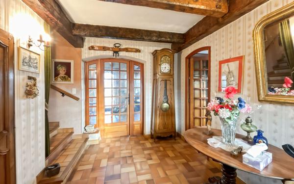 Maison à vendre    4 pièces •  Peyruis