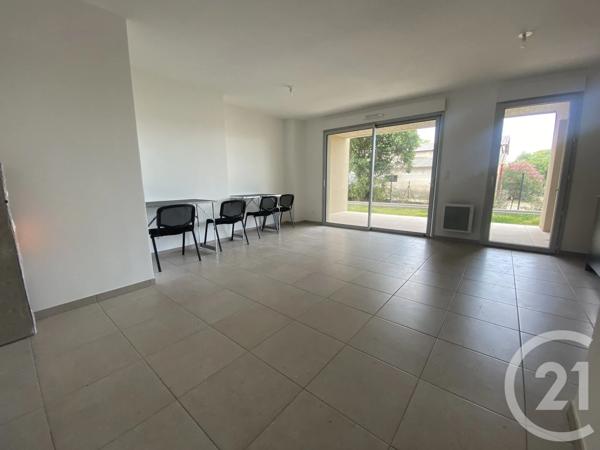 Appartement T3 à vendre  3 pièces - 70,10 m 2   CLERMONT L HERAULT  - 34