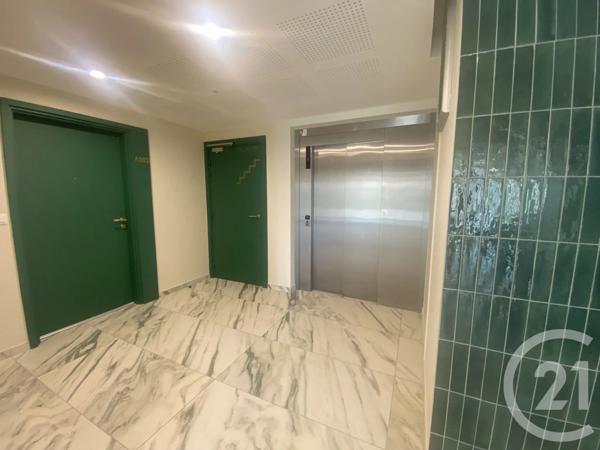 Appartement T3 à vendre  3 pièces - 70,10 m 2   CLERMONT L HERAULT  - 34