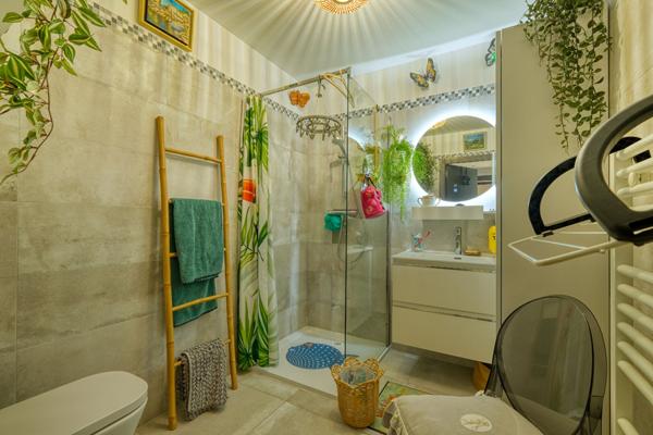 Appartement Hauteurs de Bastia 3 pièce(s) 67 m² + terrasse 44 m² + double garage