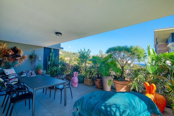 Appartement Hauteurs de Bastia 3 pièce(s) 67 m² + terrasse 44 m² + double garage