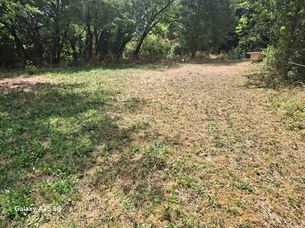 Terrain 819 m2
