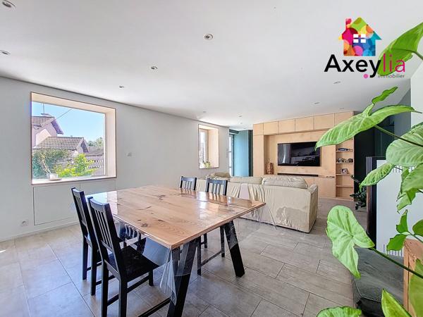 Lentigny (42155) A VENDRE - LENTIGNY - MAISON RENOVEE, 4 CHAMBRES, TERRAIN ET DEPENDANCES