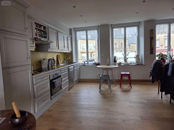 Maison à vendre à Villaines-la-Juhel en Mayenne (53700), ref : 1390
