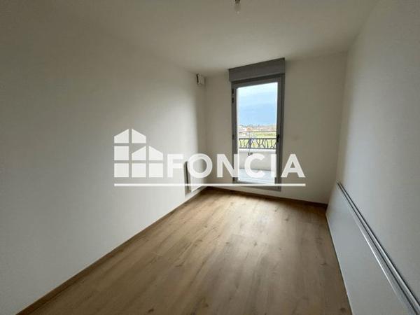 Location Appartement 4 pièces 70.34 m² - RESIDENCE LINEAL Avrille 49240