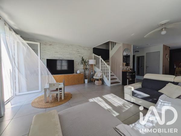 Maison à vendre 5 pièces 110 m² Morières-lès-Avignon