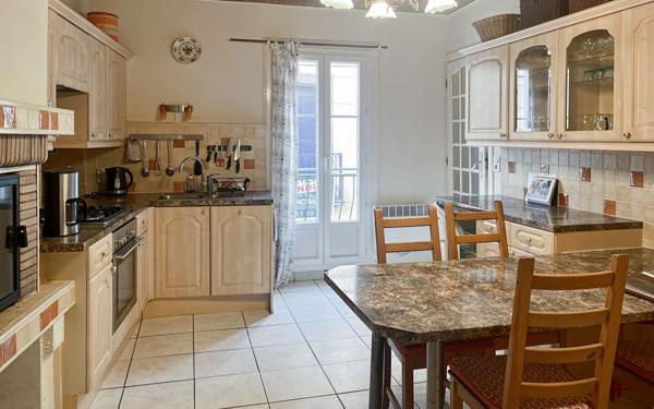 Maison à vendre    4 pièces •  Marseillan