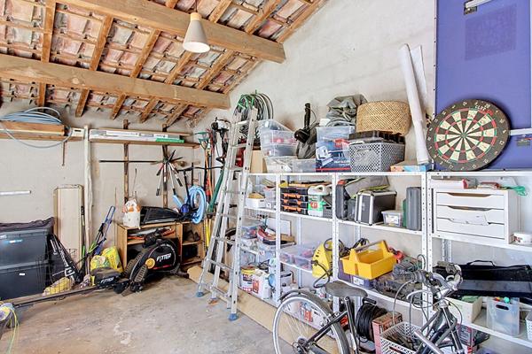A VENDRE à LORGUES ! Maison de type T6 pièces  de 144 m² + piscine + garage sur un terrain de 1692m²
