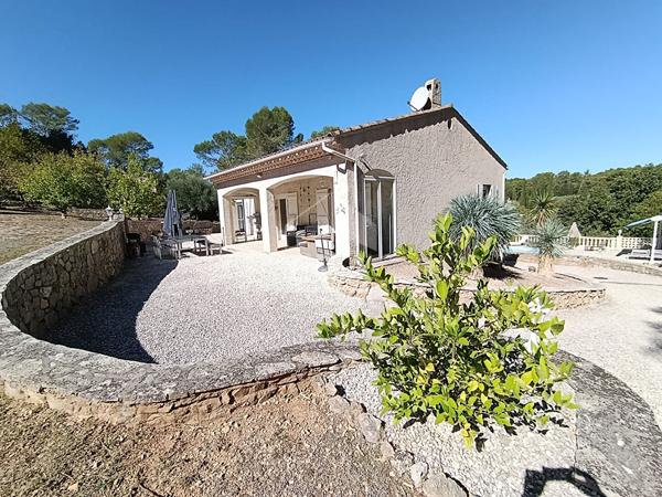 Propriété à Taradeau 181 m2 sur 5000 m² de terrain
