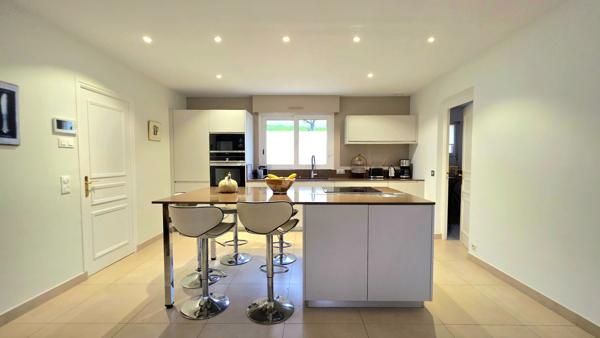 Maison à SAINT AVE (56890)