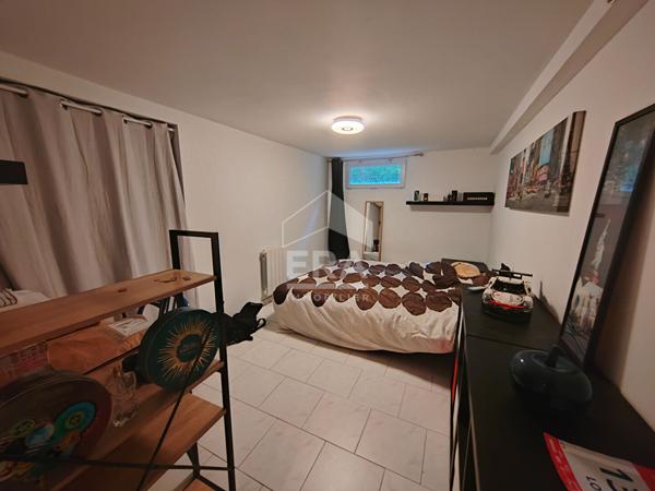 MAISON T8 A VENDRE - PERIPHERIE DE BLOIS ? FAMILIALE, TRES BON ETAT, SPACIEUSE, SOUS-SOL, TERRASSES ET GARAGE