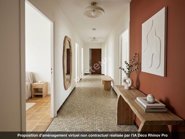 République Villeurbanne - Spacieux T5 traversant de 105 m² avec balcon, cave et stationnement
